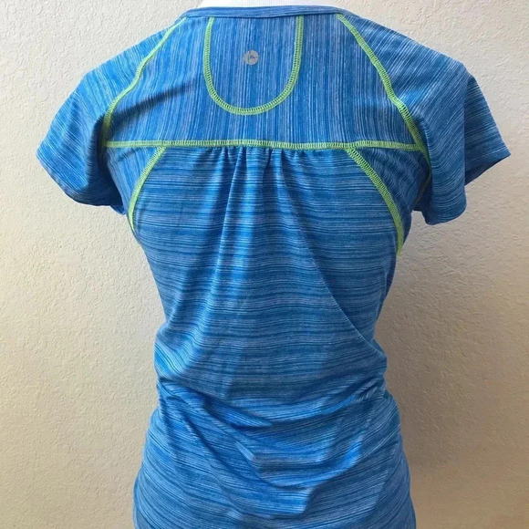 90 Degrees by Reflex Active Top - Picture 2 of 4